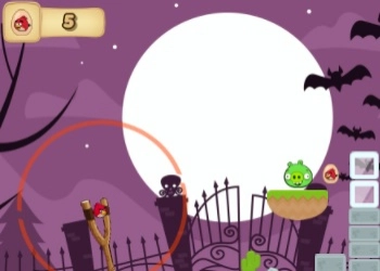 Angry Birds Fighting Zombies game screenshot